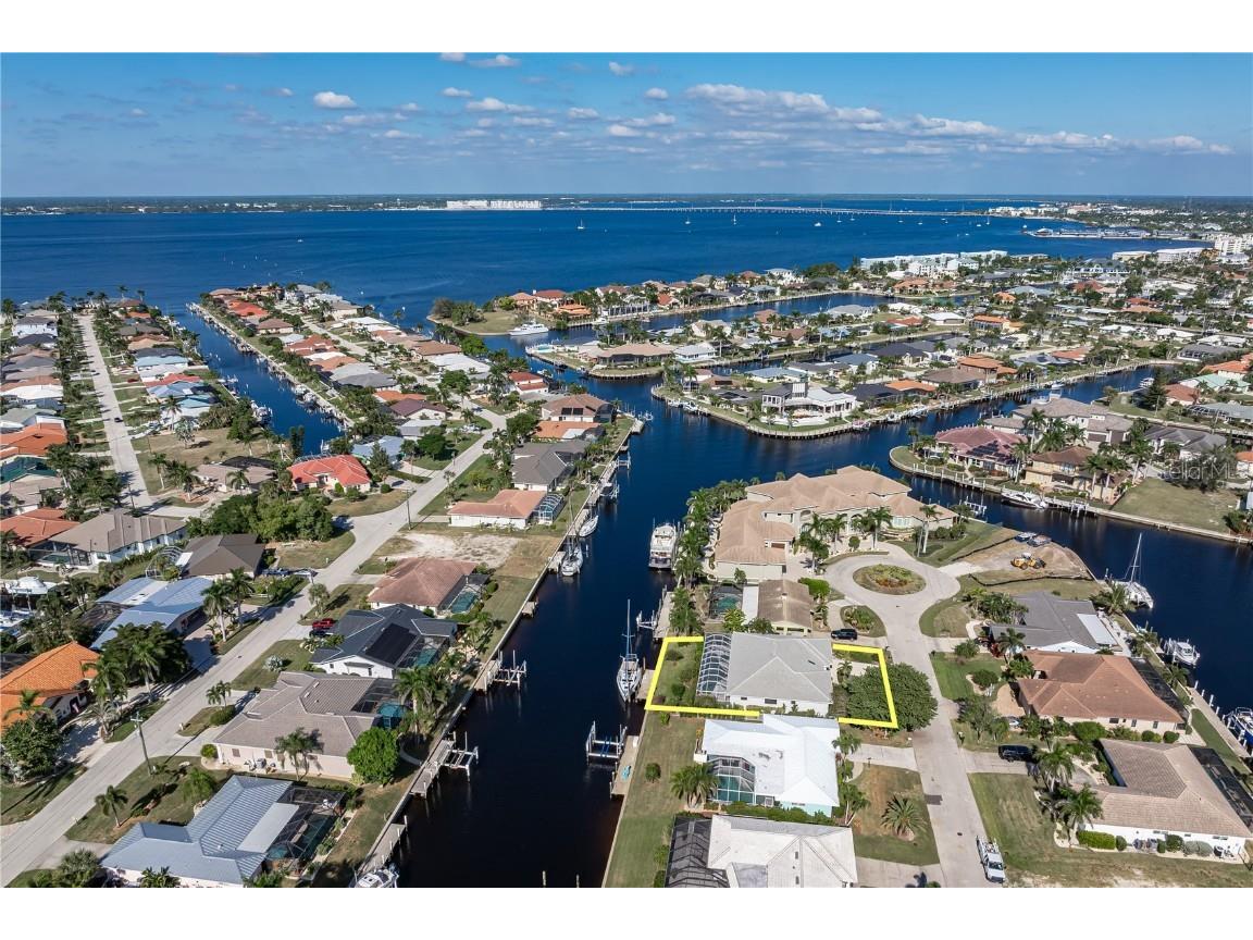 2434 Flora Lane Punta Gorda FL 33950 - SHEEPSHEAD BAY CANAL C7516936 image2