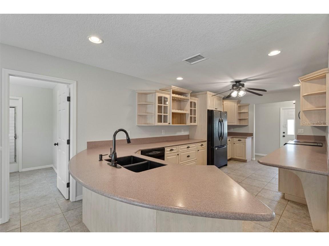 2434 Lake View Boulevard Port Charlotte FL 33948 TB8425954 image10