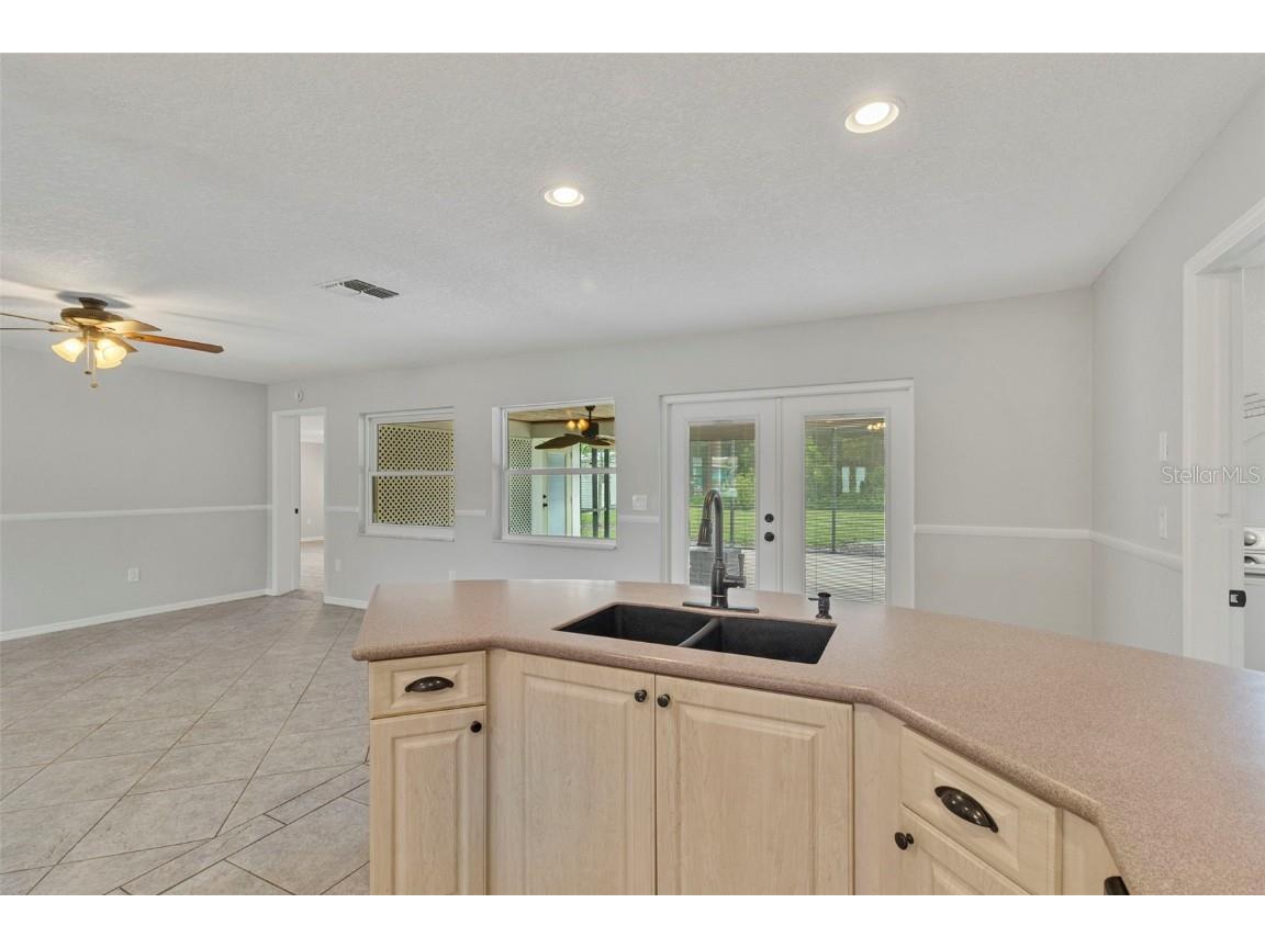 2434 Lake View Boulevard Port Charlotte FL 33948 TB8425954 image15