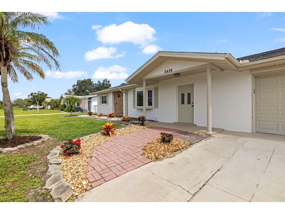 2434 Lake View Boulevard Port Charlotte FL 33948 TB8425954 image2