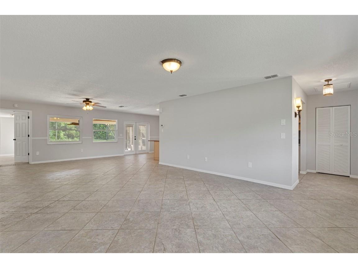 2434 Lake View Boulevard Port Charlotte FL 33948 TB8425954 image7