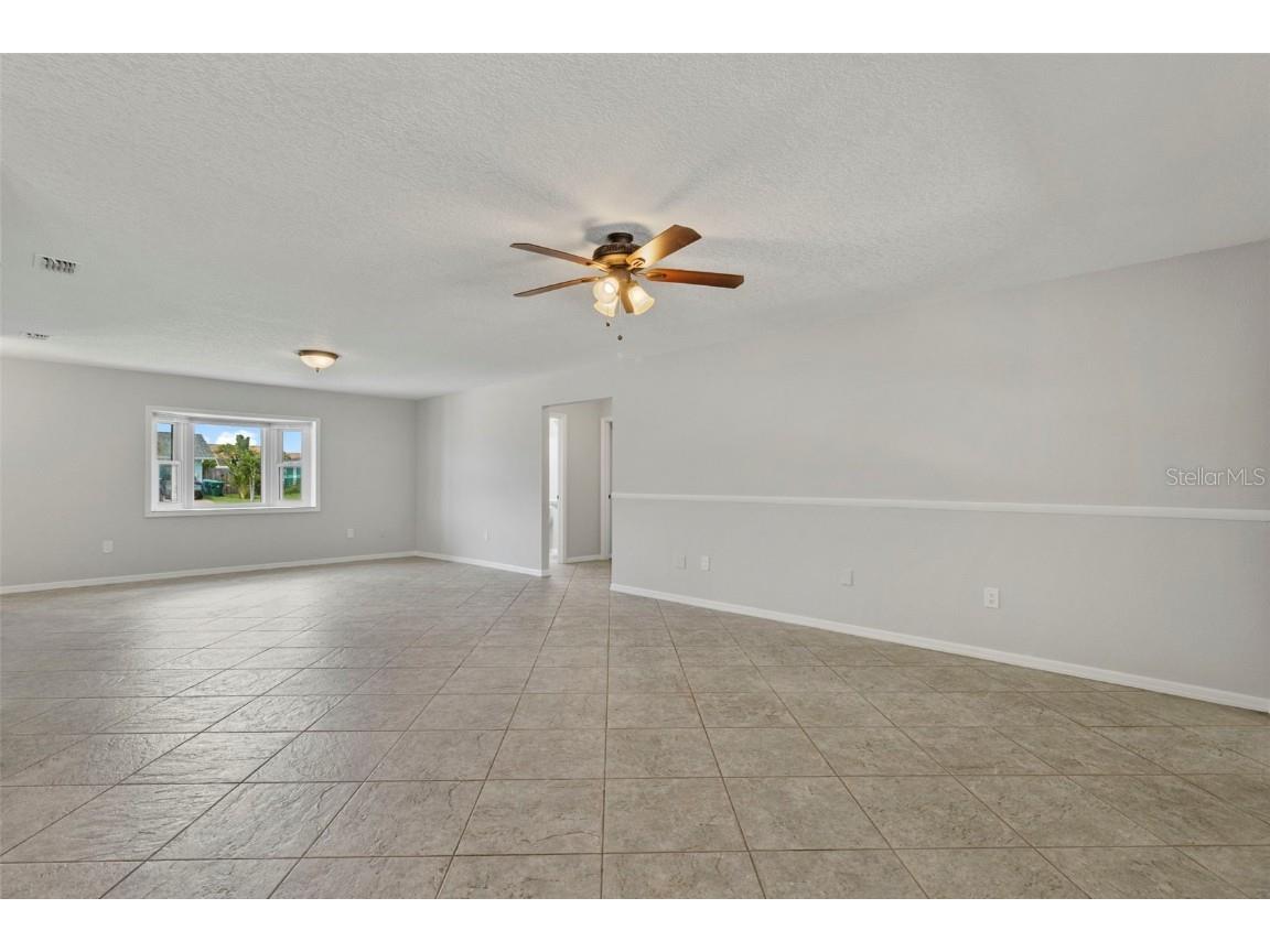 2434 Lake View Boulevard Port Charlotte FL 33948 TB8425954 image9
