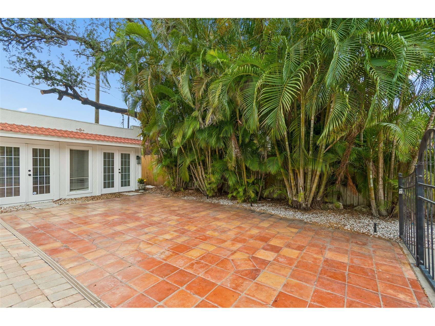 2434 W Prospect Road Tampa FL 33629 TB8510663 image60