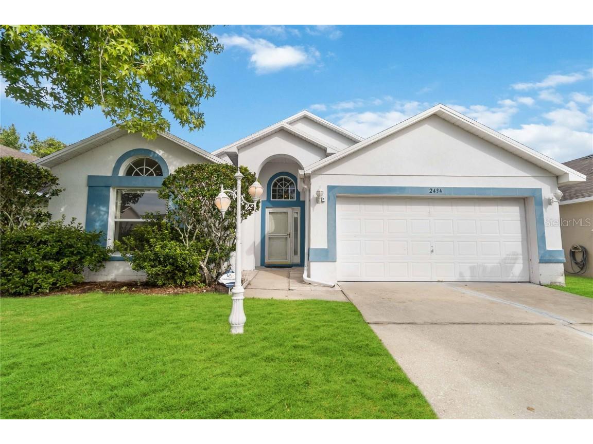 2434 Winchester Boulevard Kissimmee FL 34743 O6215405 image1
