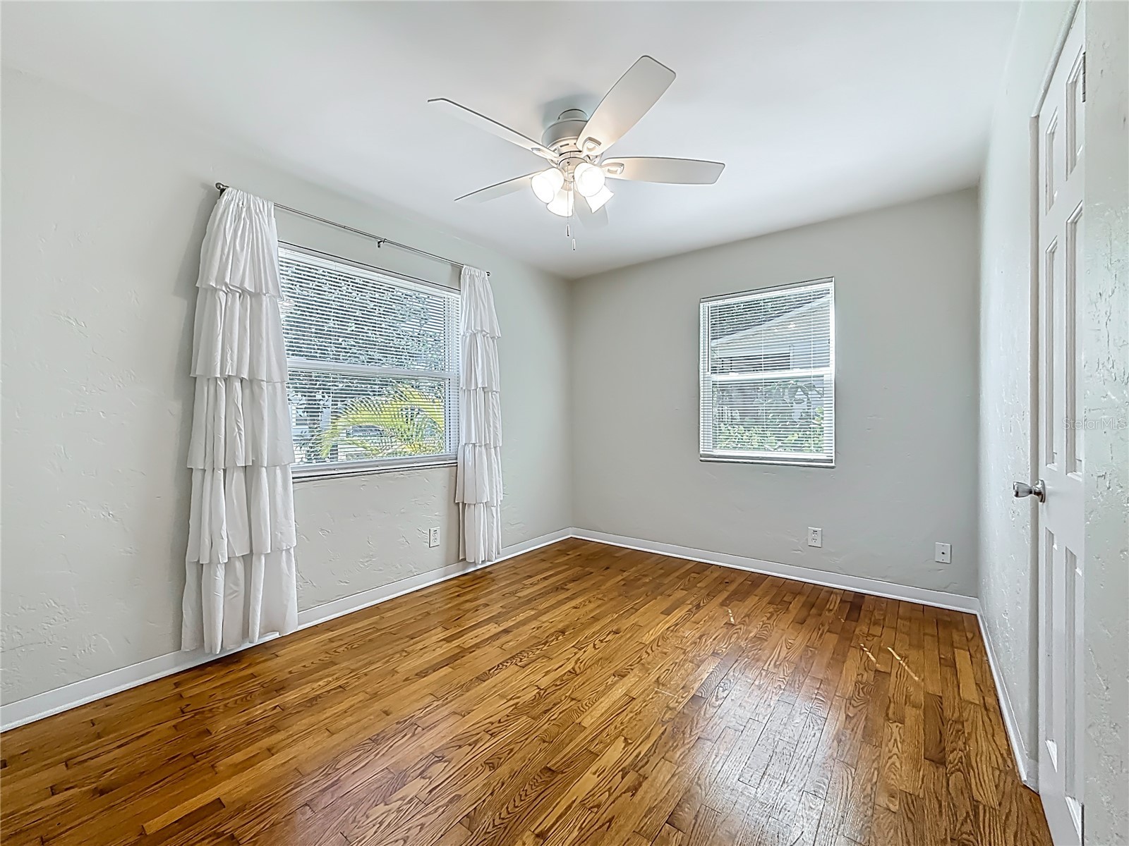 2435 14th Avenue N Saint Petersburg FL 33713 A4690938 image18