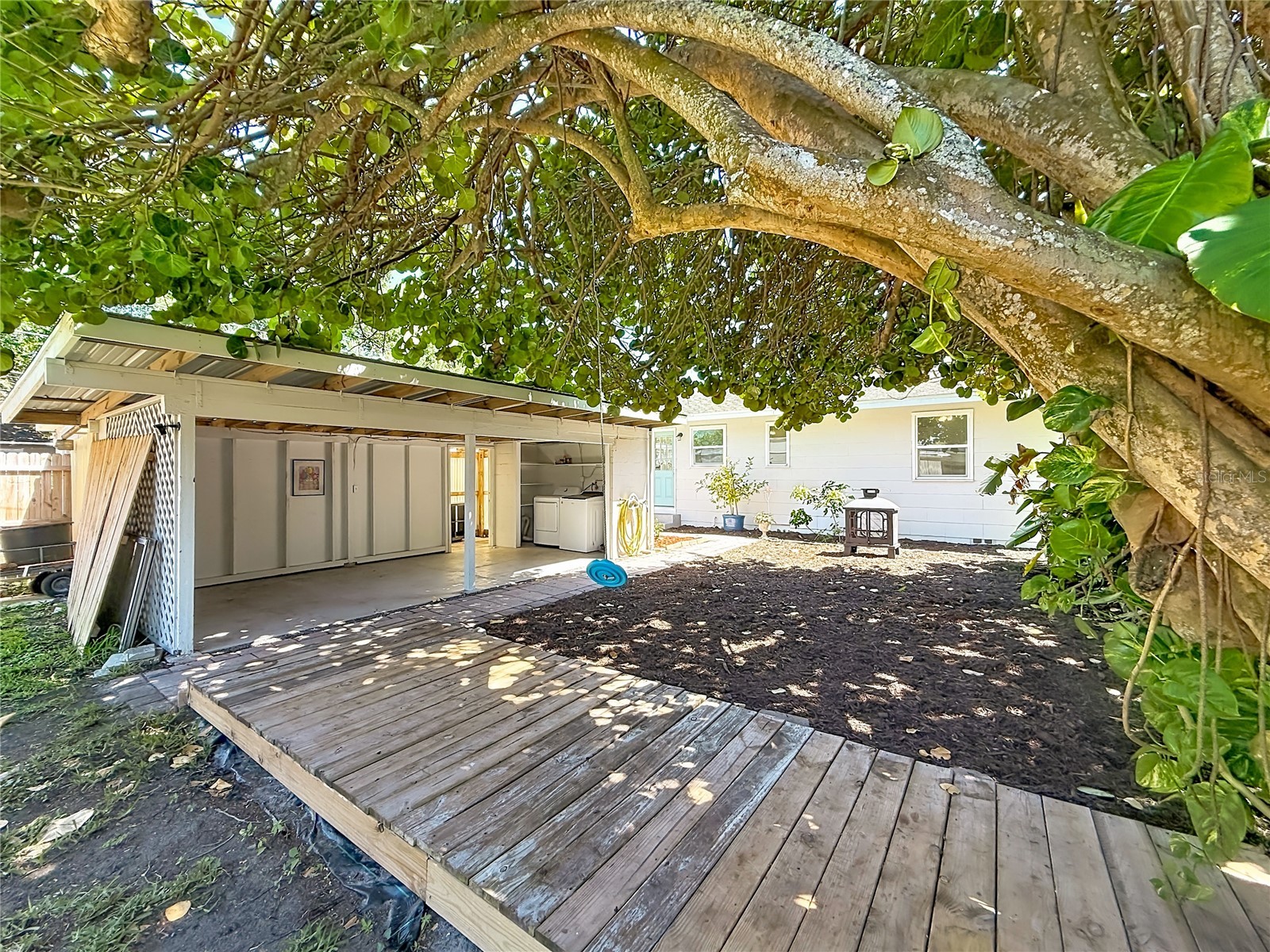 2435 14th Avenue N Saint Petersburg FL 33713 A4690938 image37