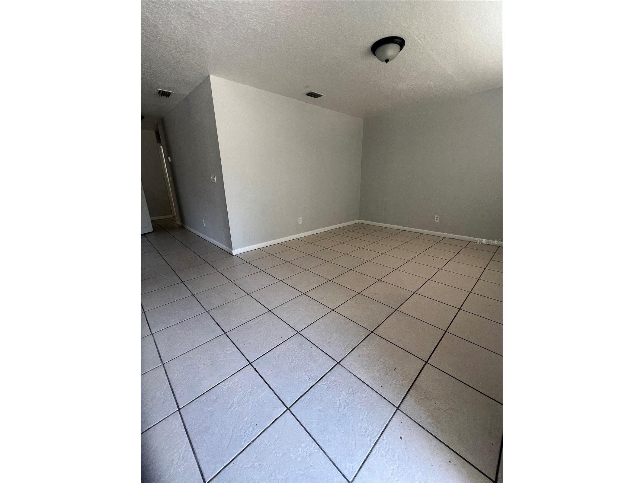 2435 20th Street S #1 Saint Petersburg FL 33712 TB8484839 image2