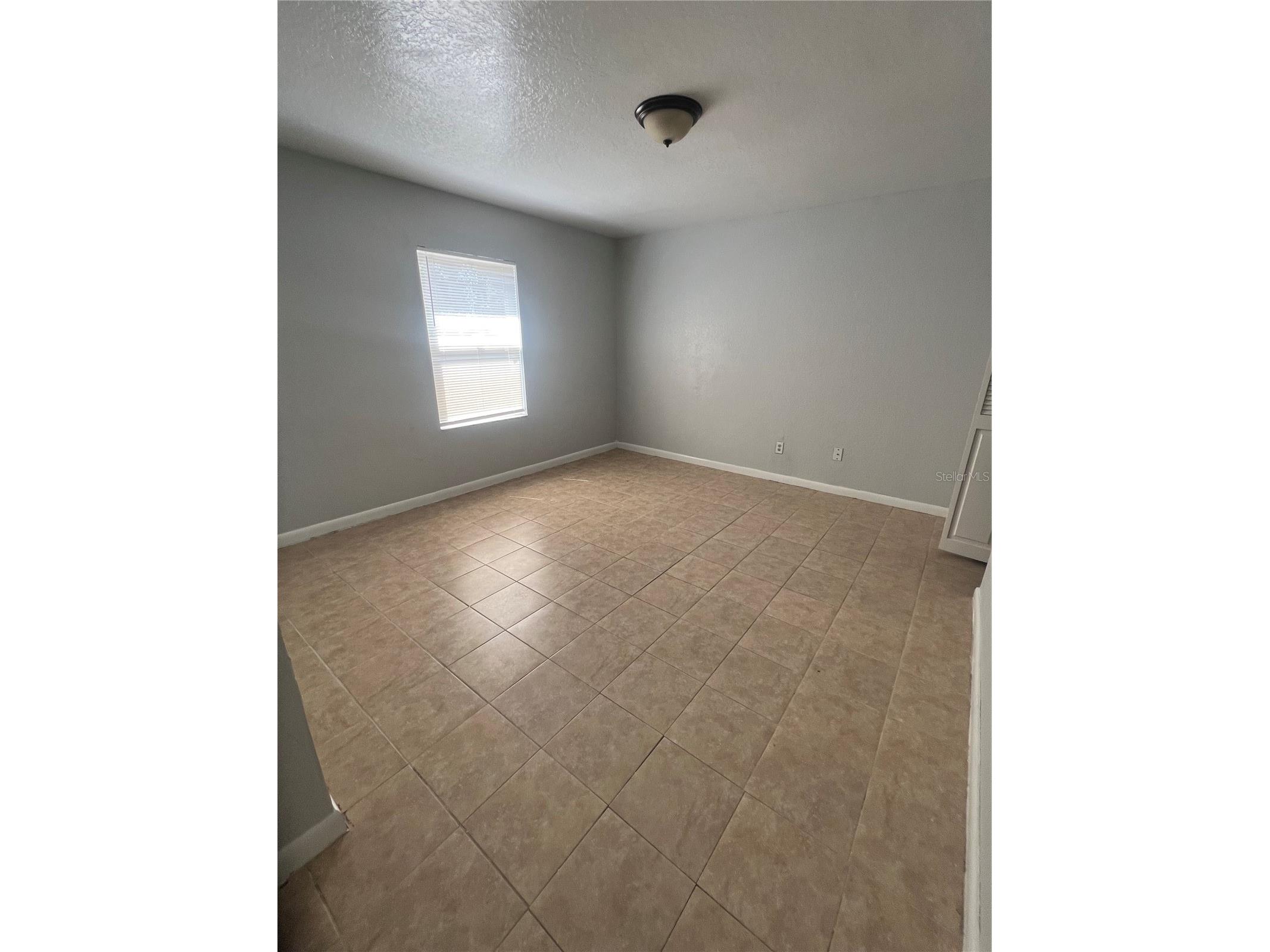 2435 20th Street S #1 Saint Petersburg FL 33712 TB8484839 image6