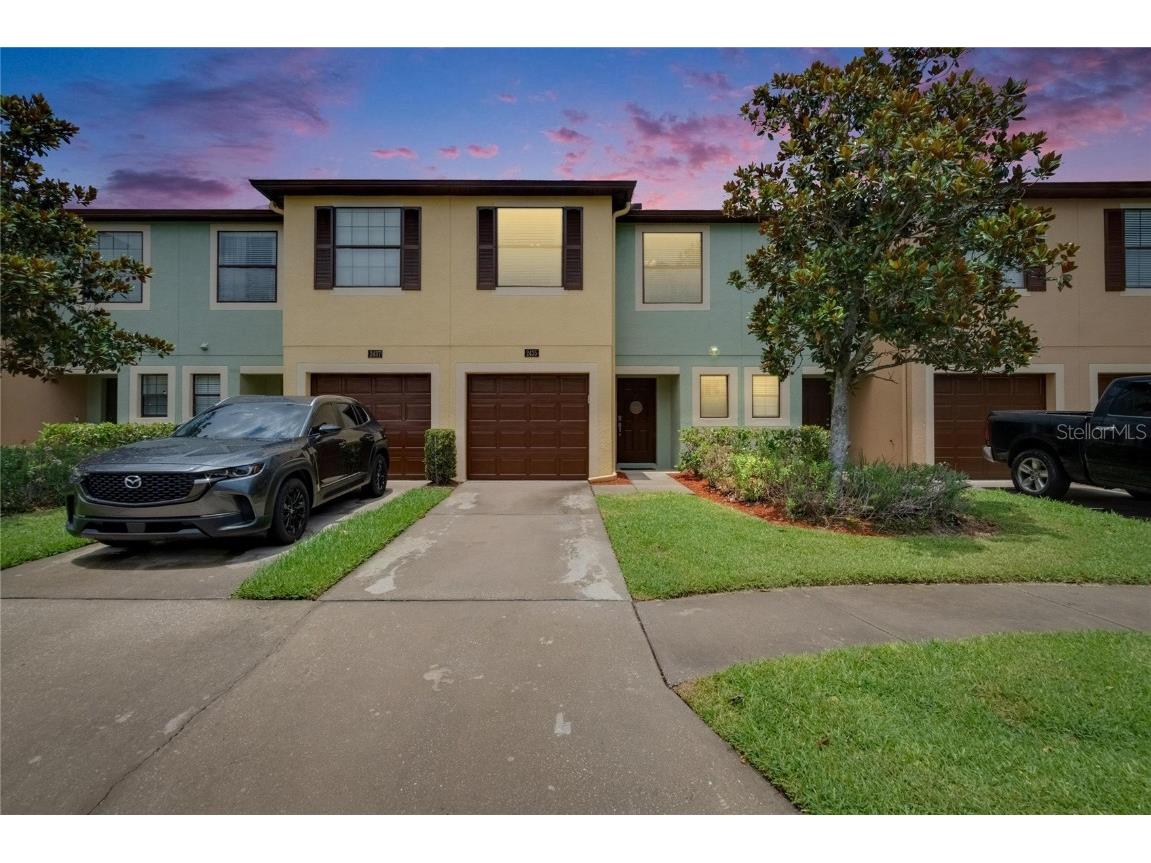 2435 Edgewater Falls Drive Brandon FL 33511 TB8391887 image1