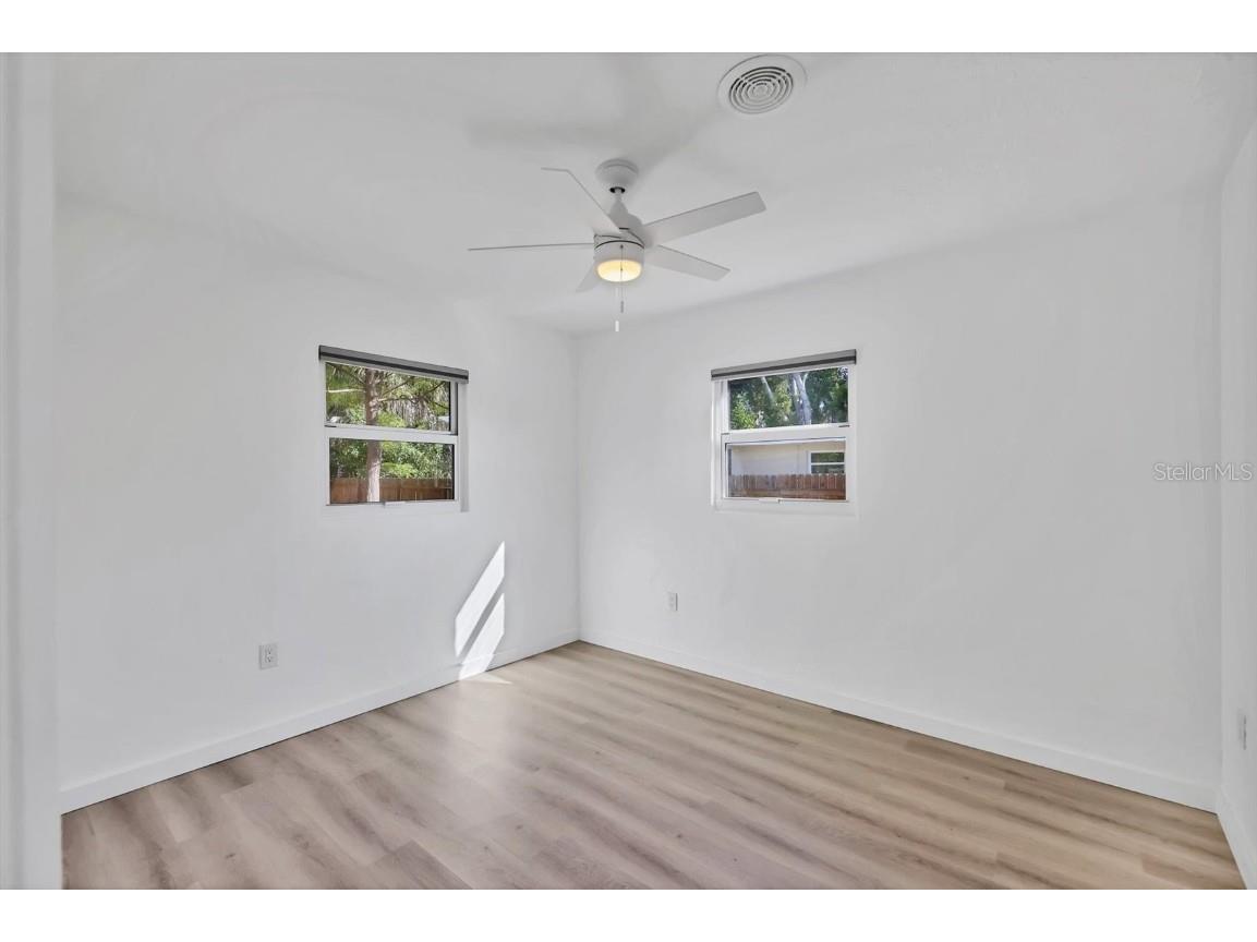 2435 Eugene Street Sarasota FL 34231 A4676302 image24