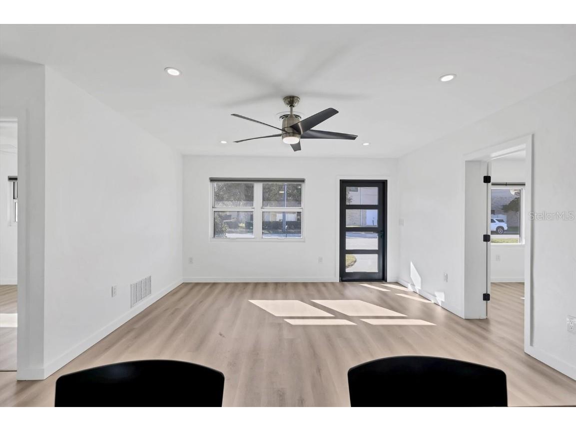 2435 Eugene Street Sarasota FL 34231 A4676302 image8