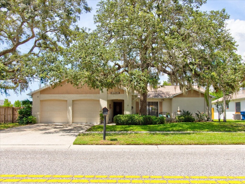 2435 Holiday Lake Drive Holiday FL 34691 U8251432 image1