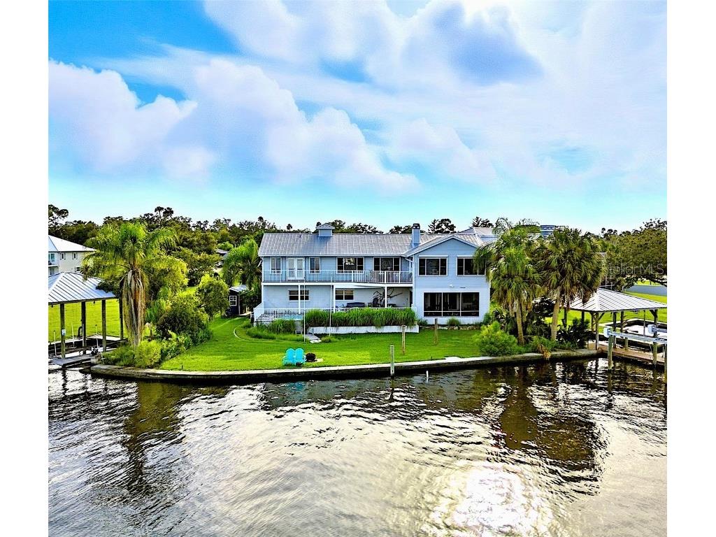 2435 N Watersedge Drive Crystal River FL 34429 - CRYSTAL RIVER W7878622 image1