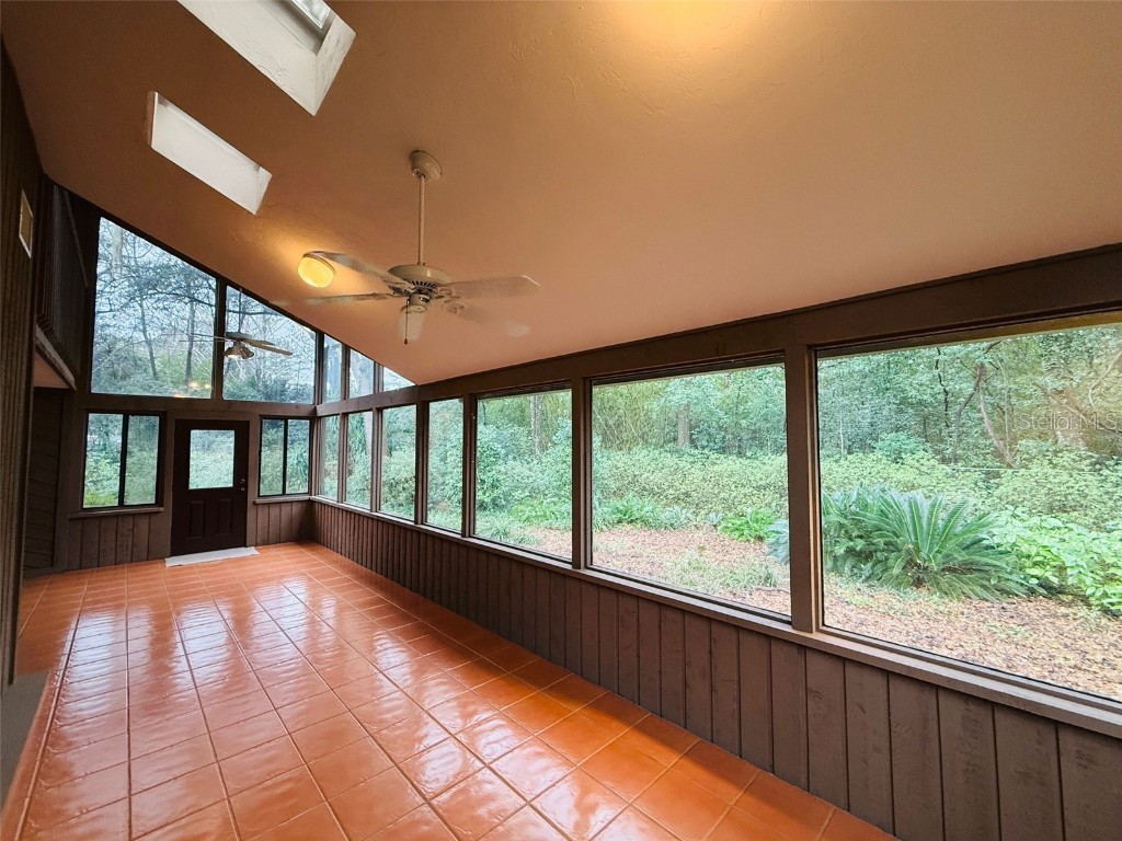 2435 NW 27th Place Gainesville FL 32605 GC536250 image20