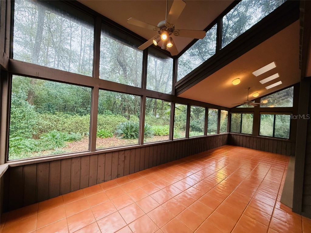 2435 NW 27th Place Gainesville FL 32605 GC536250 image21