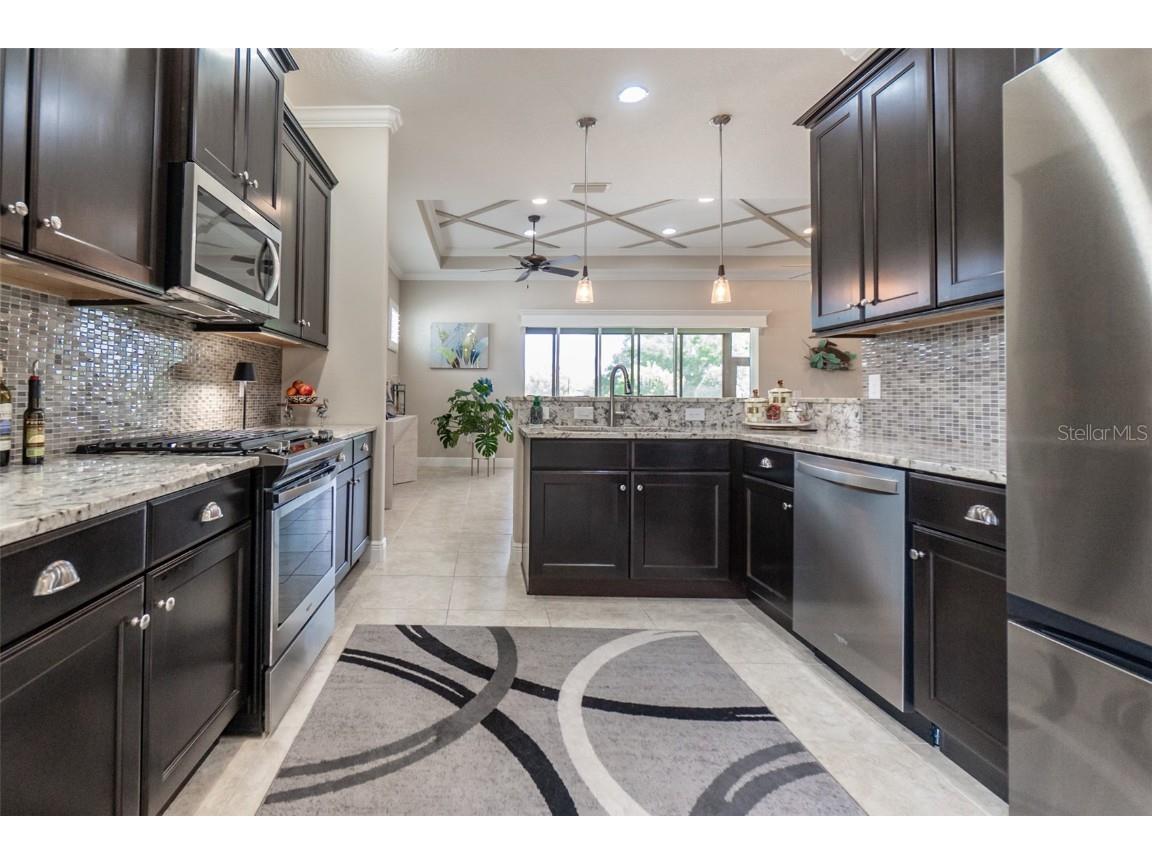 2435 Pawtucket Pass Mount Dora FL 32757 - LAKES OF MOUNT DORA V4942520 image19