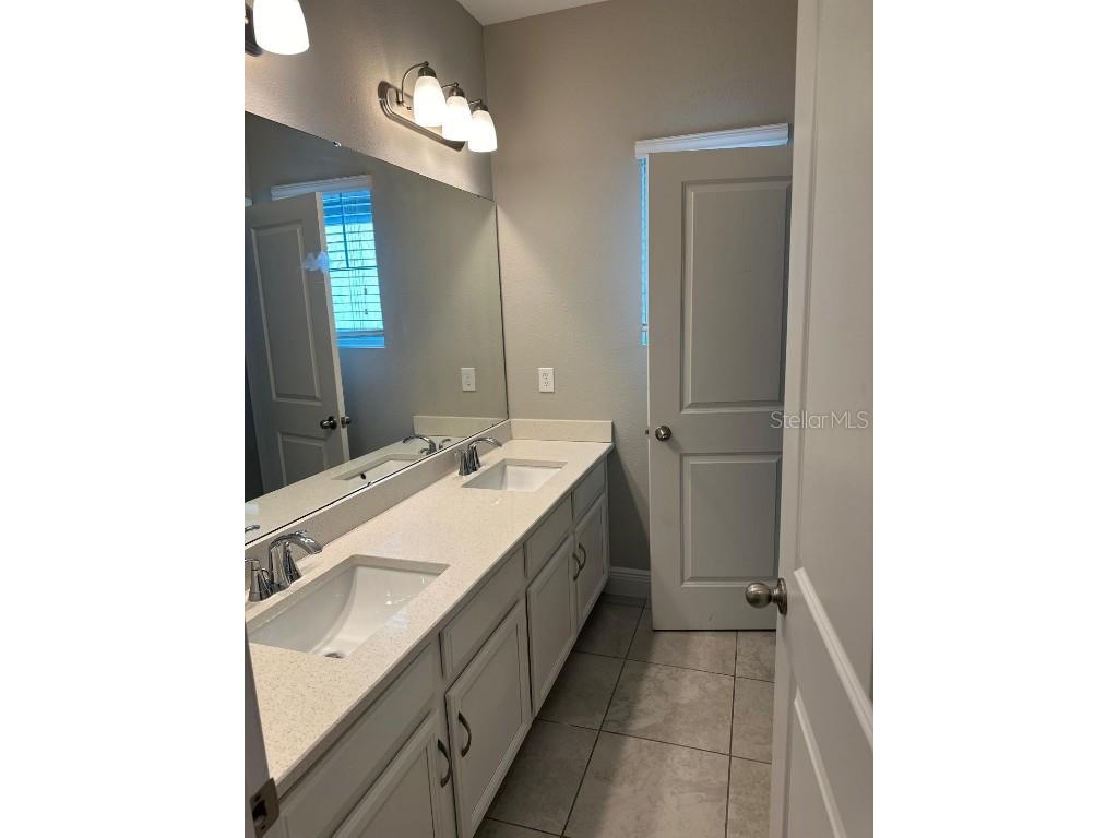 2435 Standing Rock Circle Oakland FL 34787 O6333352 image19