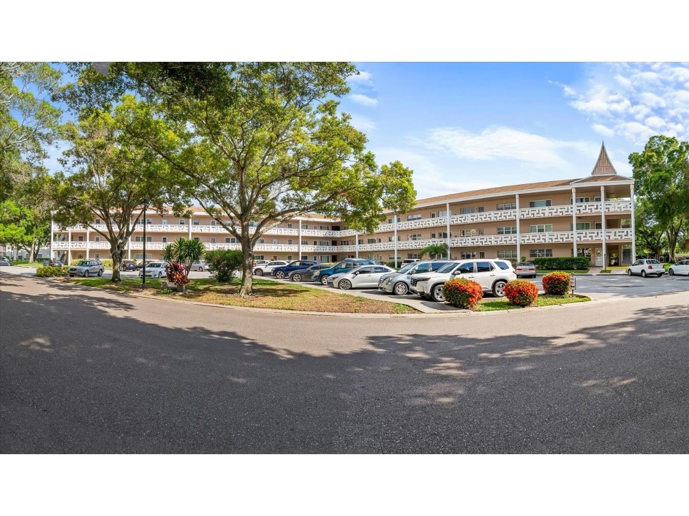 2435 Sumatran Way #35 Clearwater FL 33763 U8247607 image1