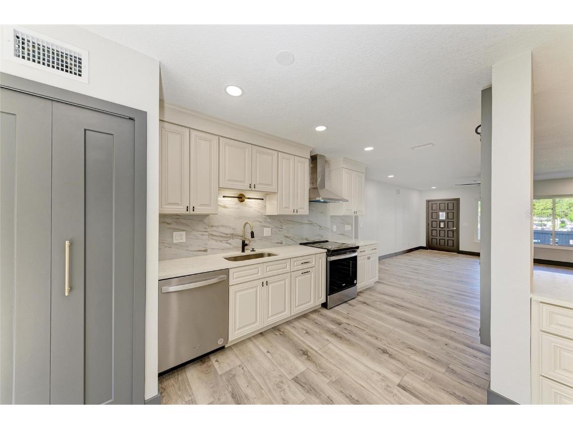 2435 Sumatran Way #35 Clearwater FL 33763 A4672322 image16