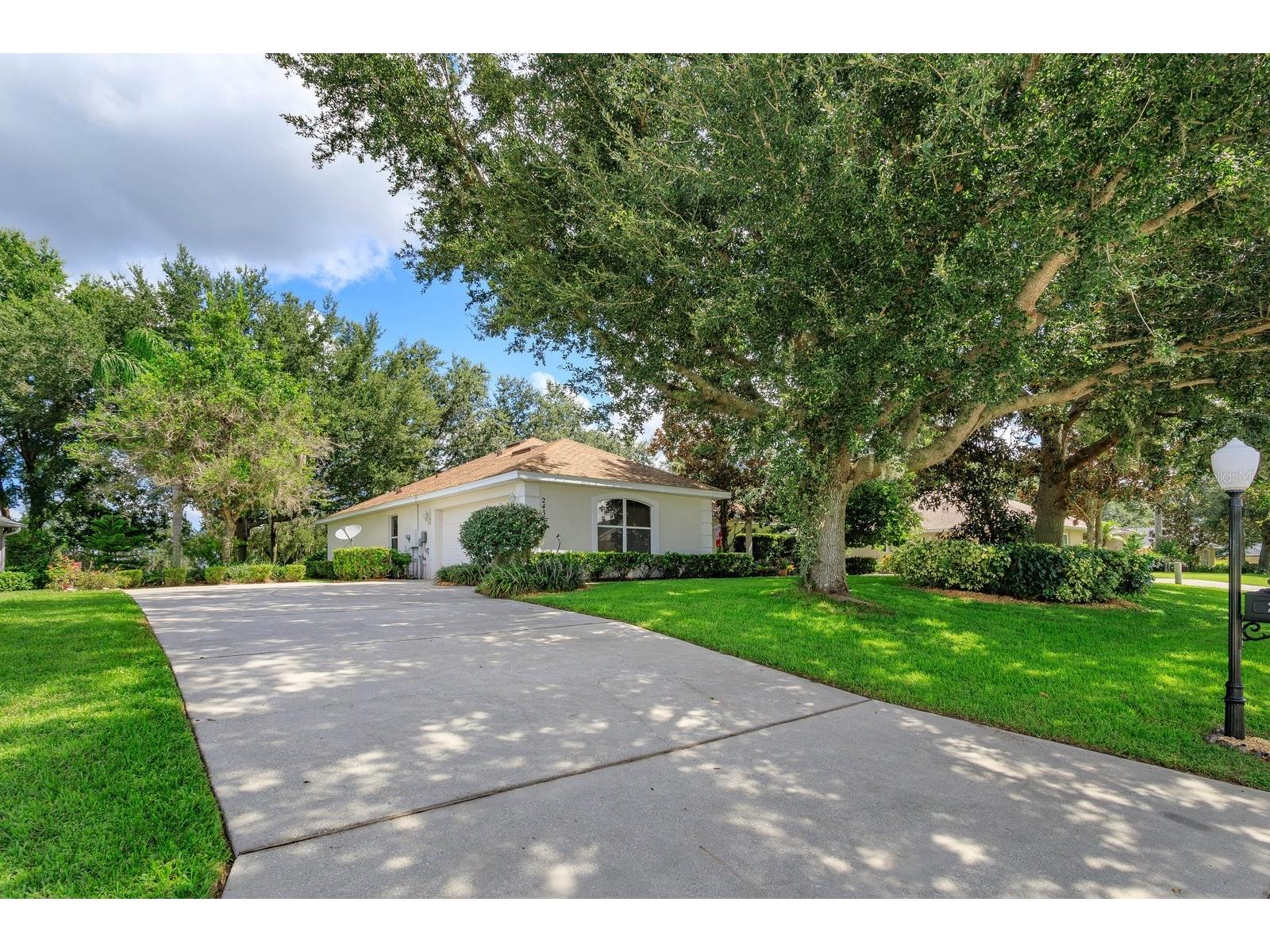 24353 Calusa Boulevard Eustis FL 32736 G5100072 image1