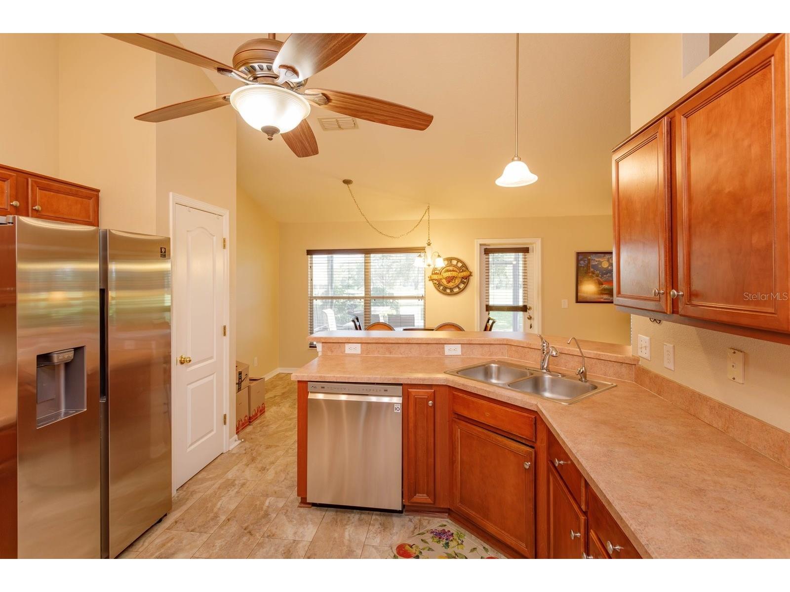 24353 Calusa Boulevard Eustis FL 32736 G5100072 image11