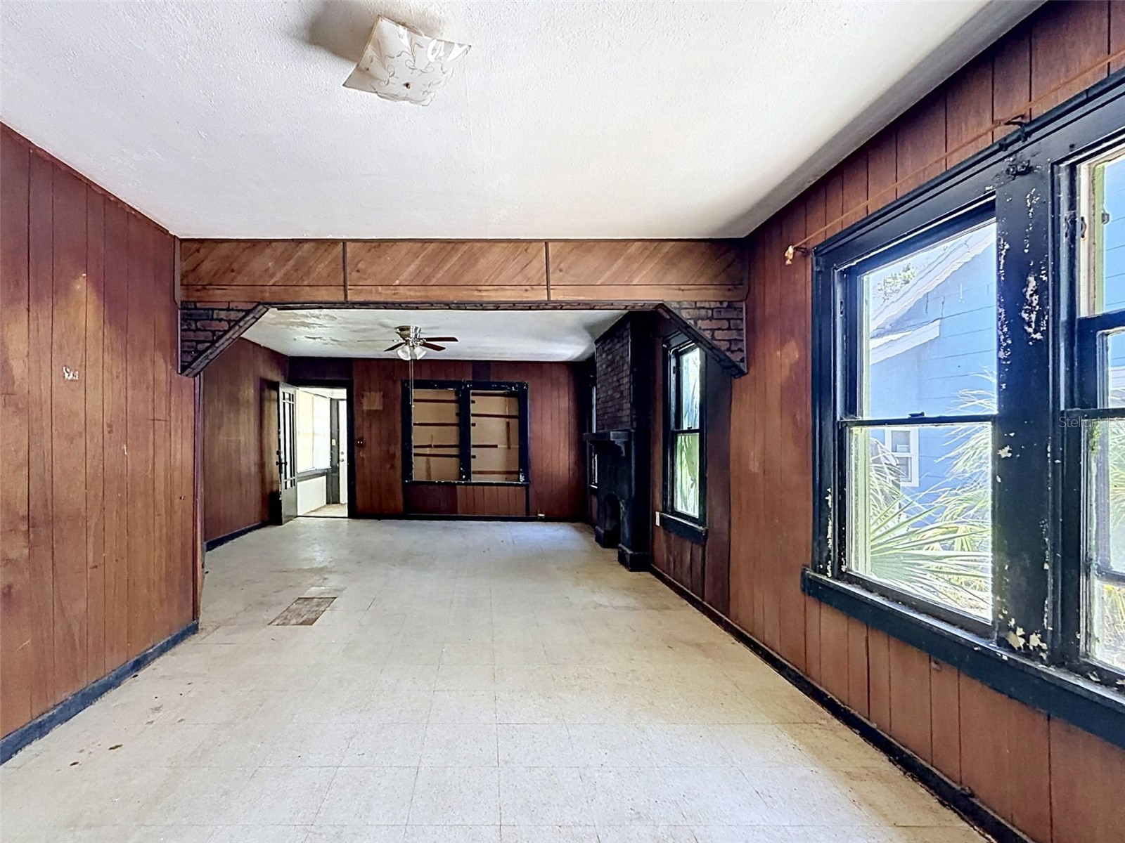 2436 10th Street S Saint Petersburg FL 33705 L4962537 image13