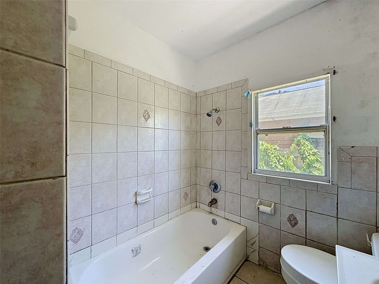 2436 10th Street S Saint Petersburg FL 33705 L4962537 image22