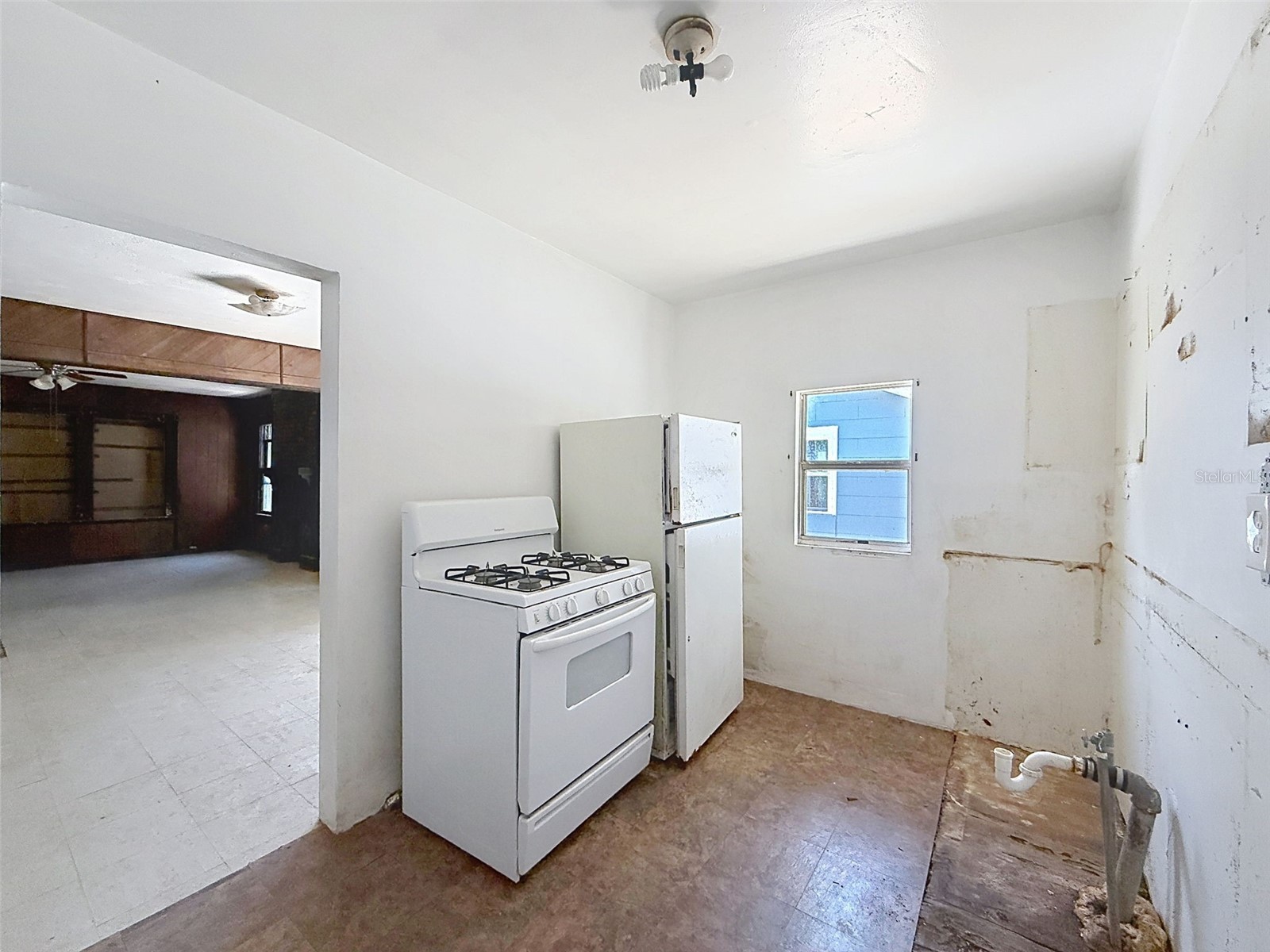 2436 10th Street S Saint Petersburg FL 33705 L4962537 image25