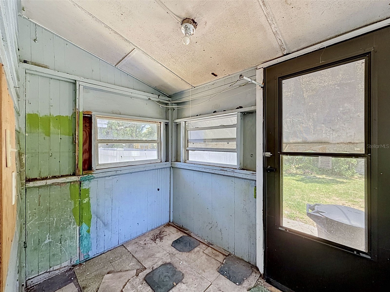 2436 10th Street S Saint Petersburg FL 33705 L4962537 image28
