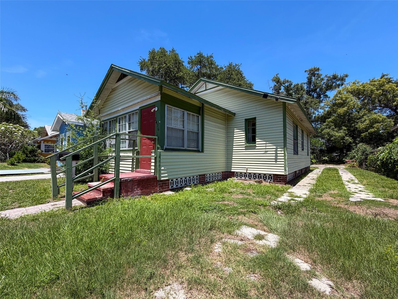 2436 10th Street S Saint Petersburg FL 33705 L4962537 image3