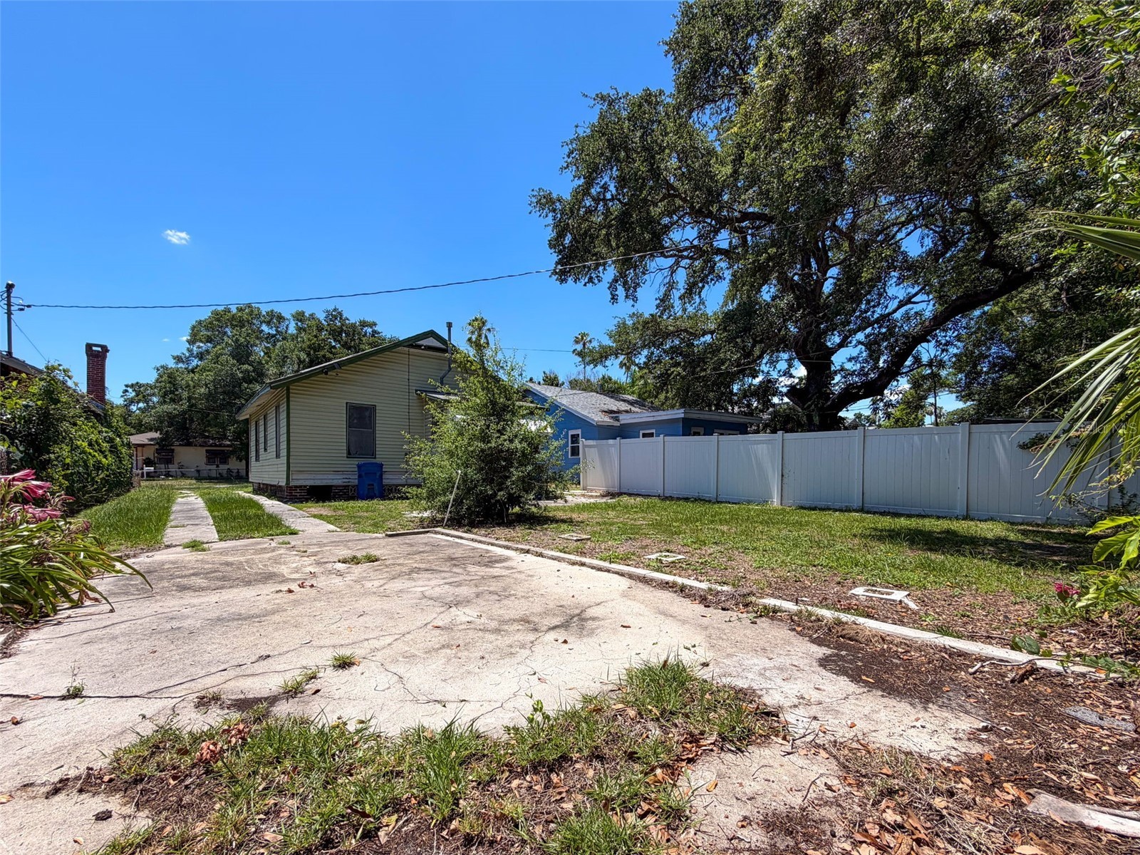 2436 10th Street S Saint Petersburg FL 33705 L4962537 image33