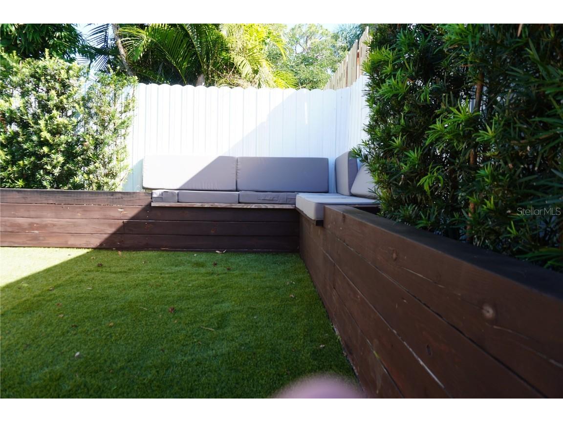 2436 Arapaho Street Sarasota FL 34231 TB8452475 image19