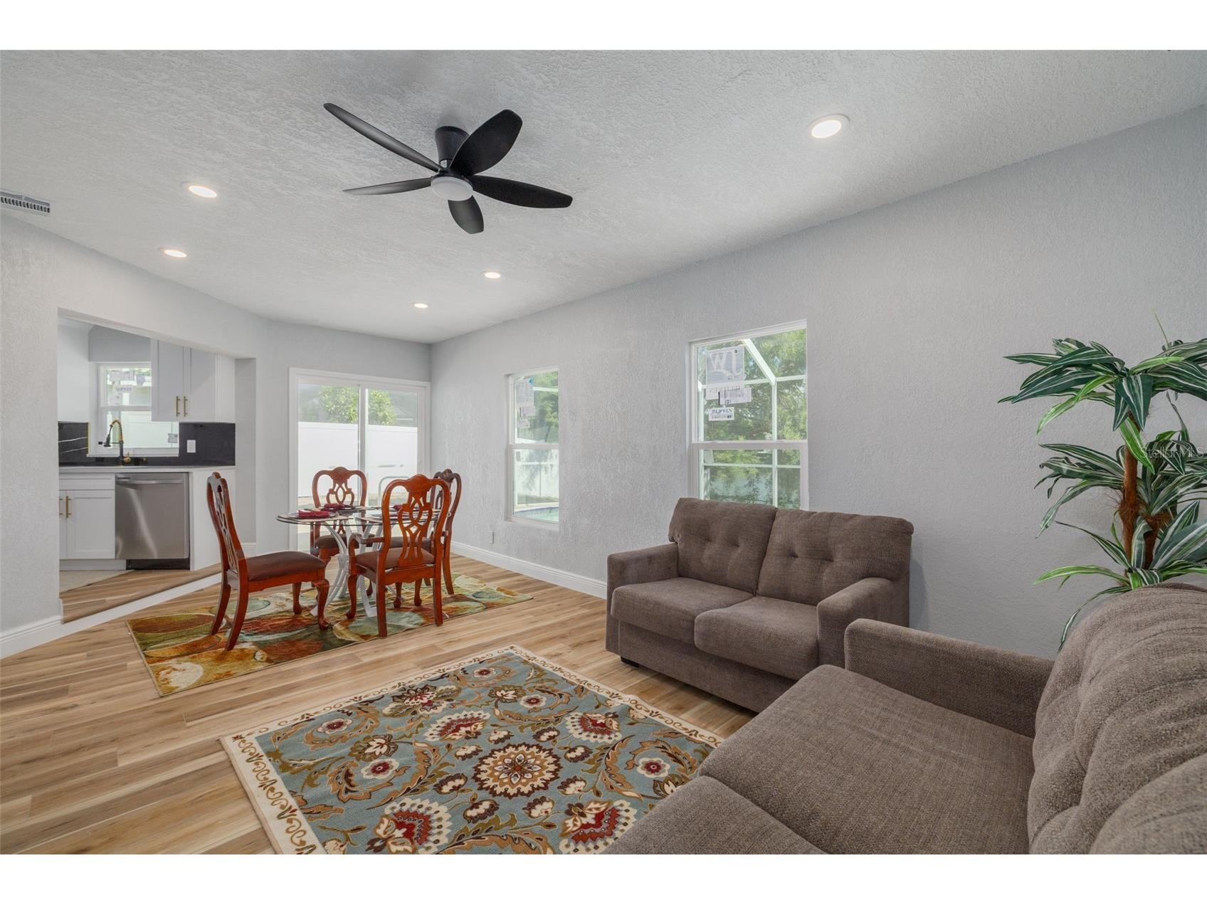 2436 Beacon Groves Boulevard Palm Harbor FL 34683 TB8465304 image11