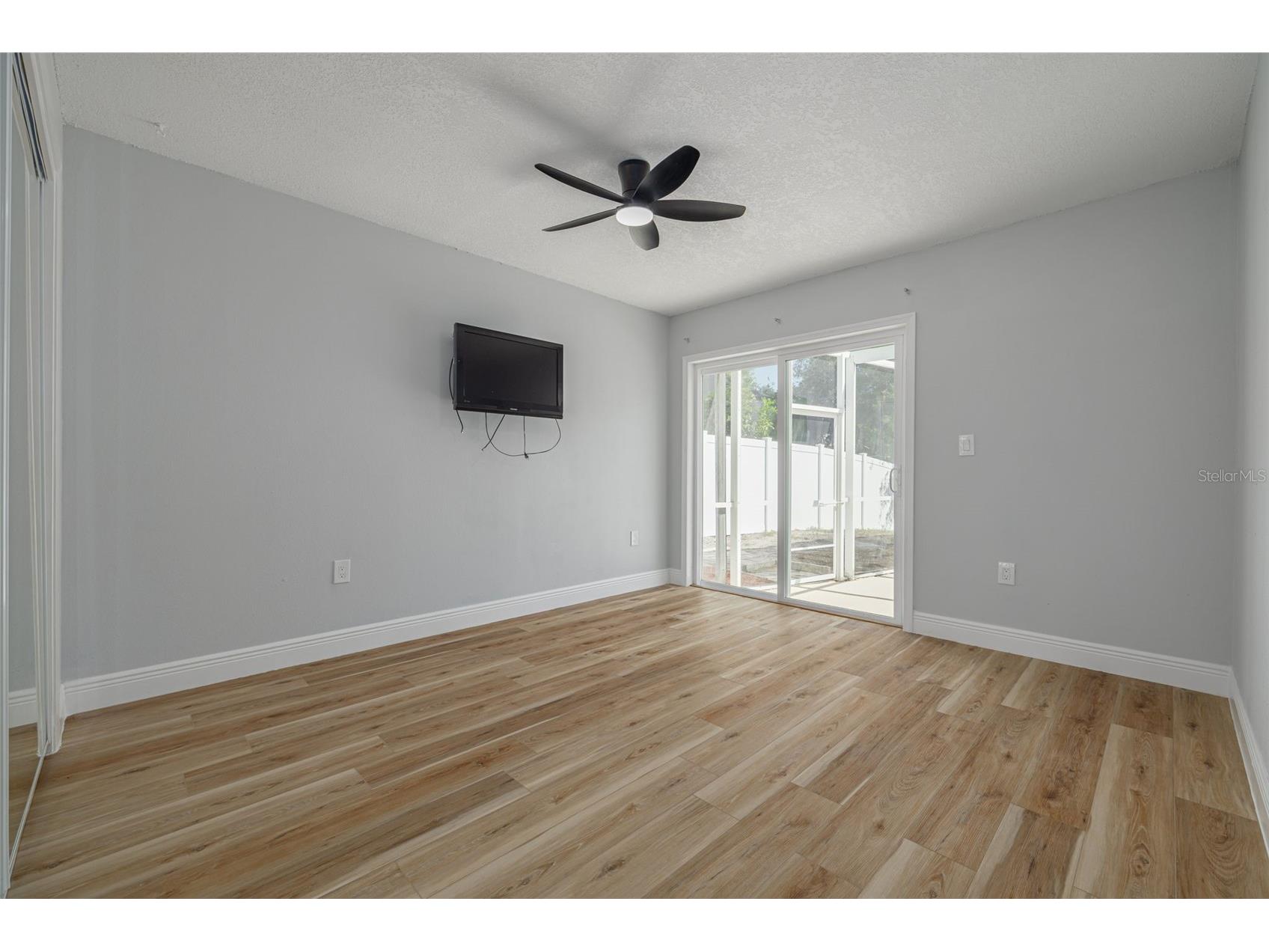 2436 Beacon Groves Boulevard Palm Harbor FL 34683 TB8465304 image16