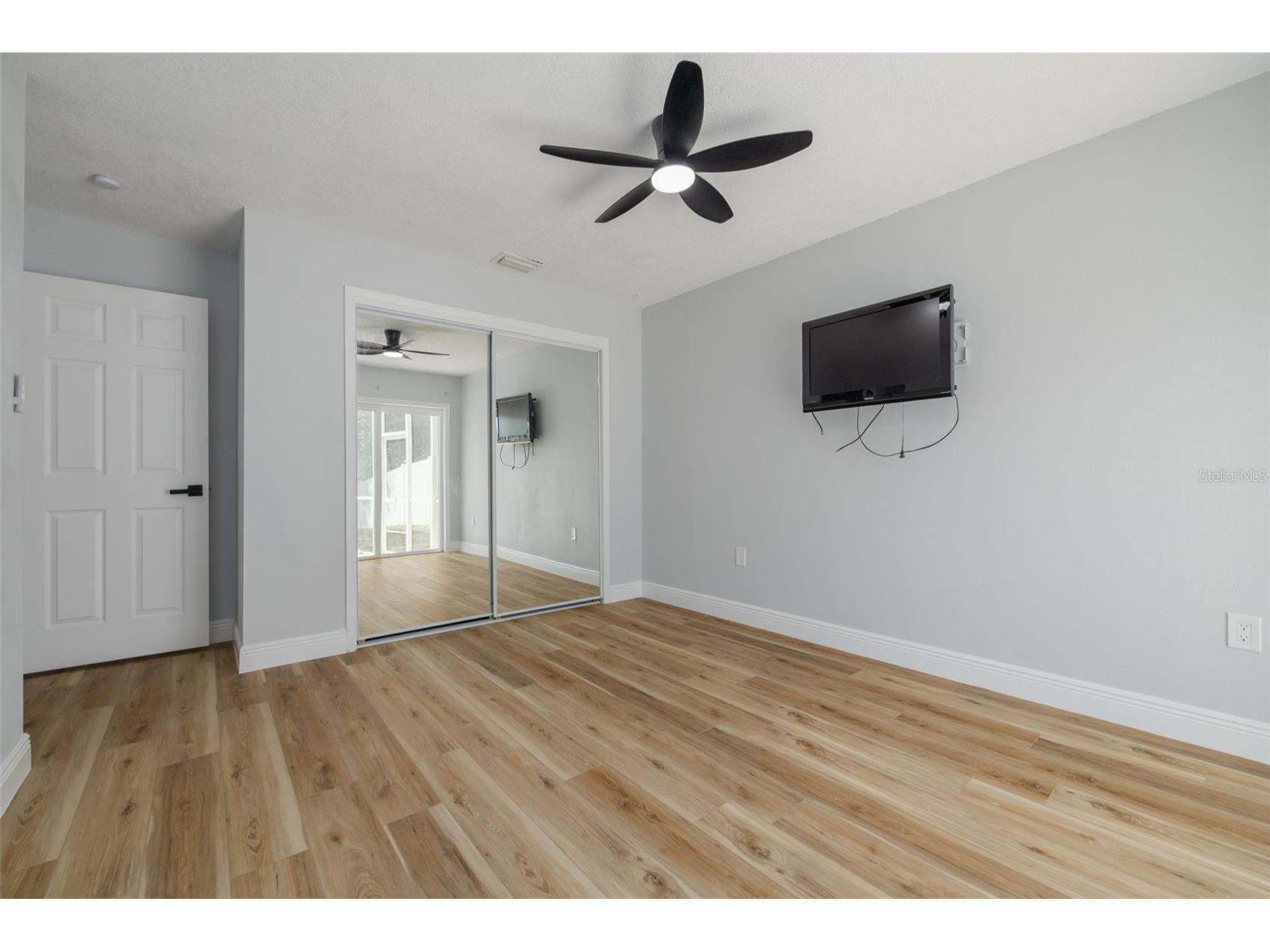 2436 Beacon Groves Boulevard Palm Harbor FL 34683 TB8465304 image18