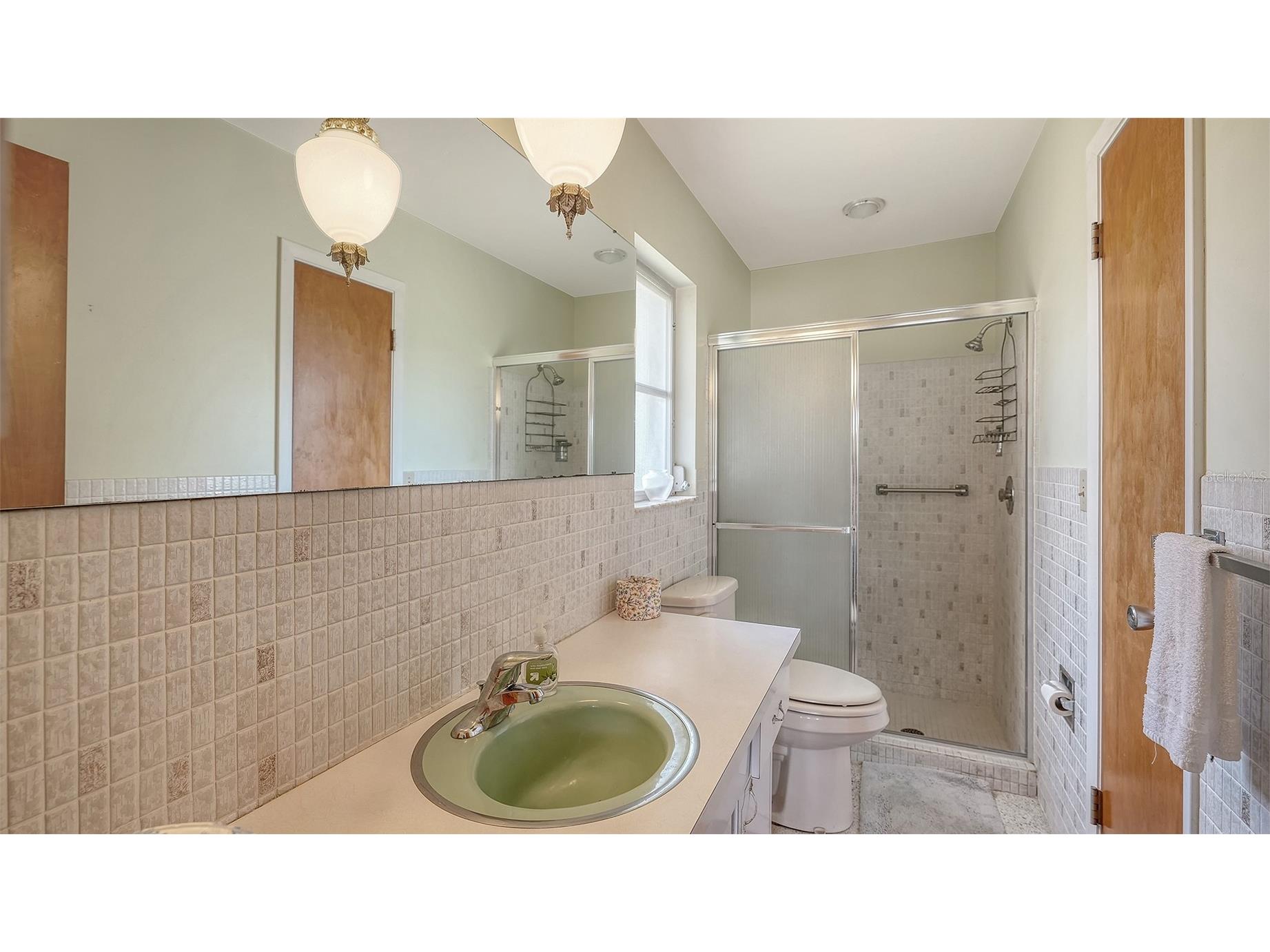 2436 Breakwater Circle Sarasota FL 34231 A4693089 image19