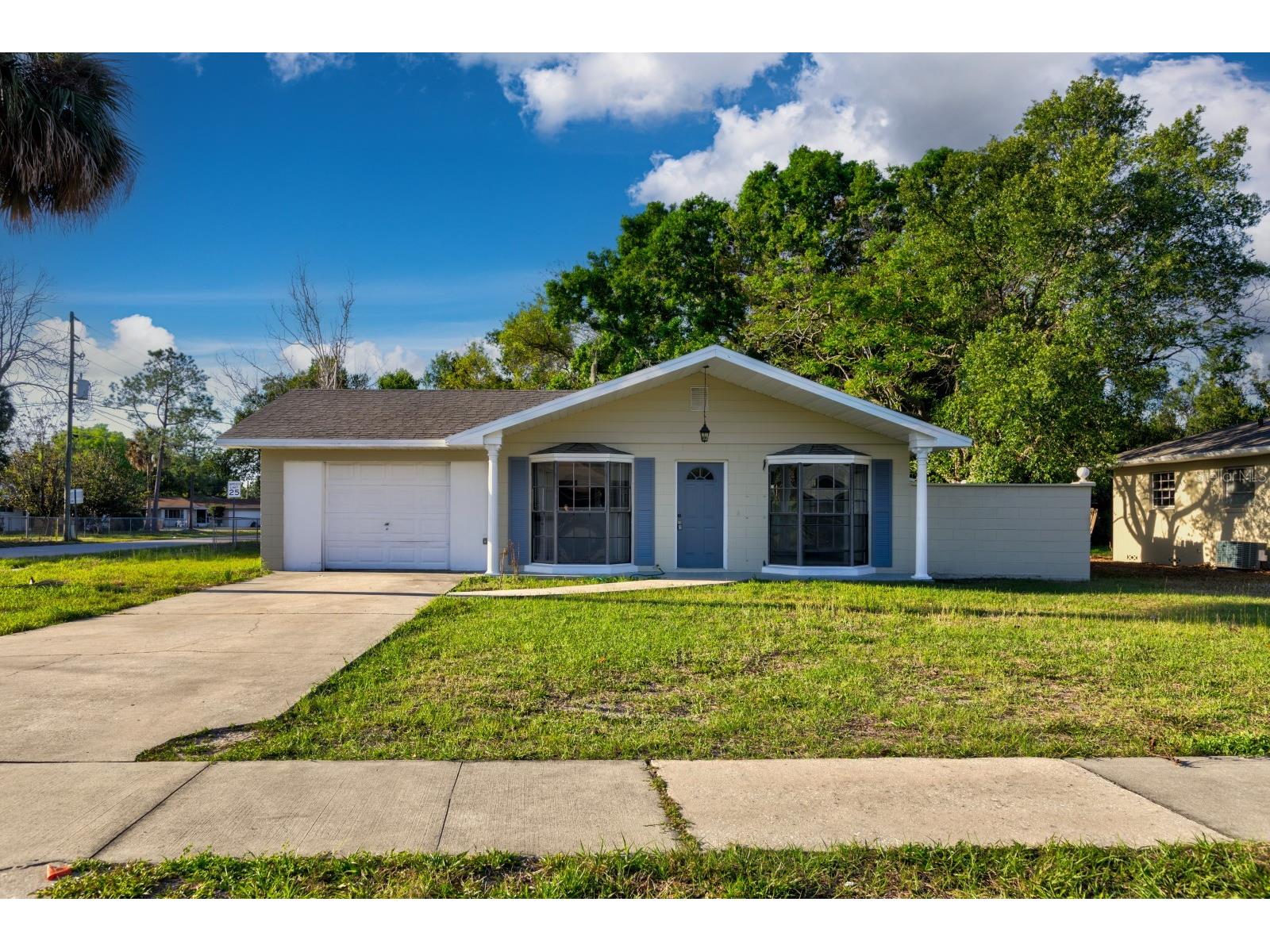 2436 Northland Road Mount Dora FL 32757 G5109879 image1