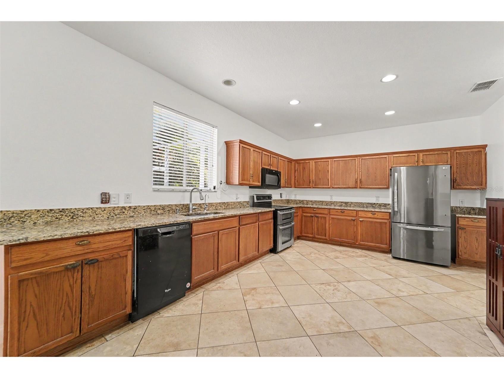 2436 Spring Hollow Loop Wesley Chapel FL 33544 TB8509426 image11