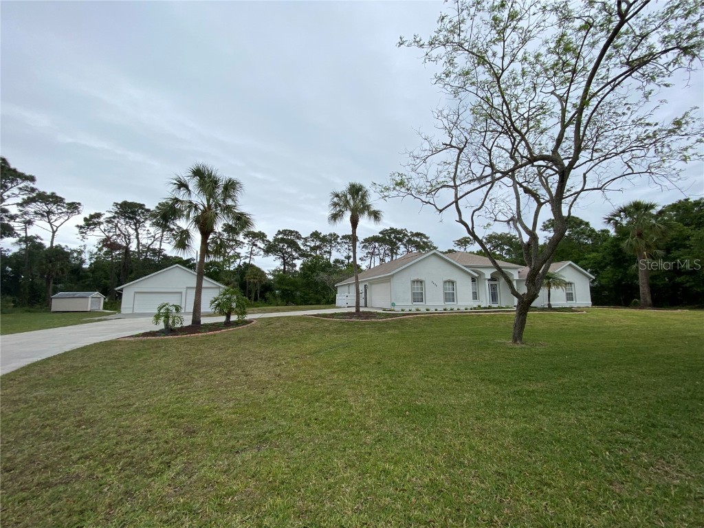 2437 53rd Street Sarasota FL 34234 A4555179 image1