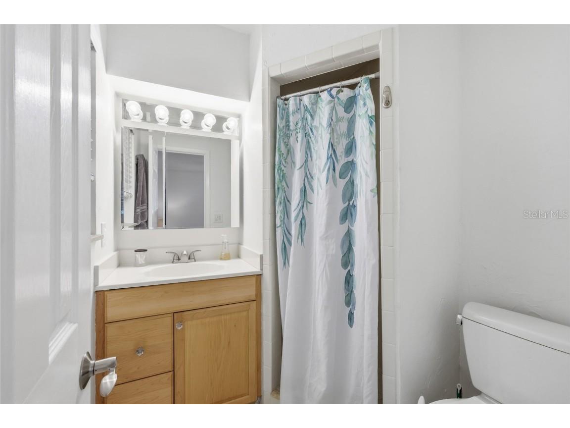 2437 Clematis Street Sarasota FL 34239 A4671676 image16