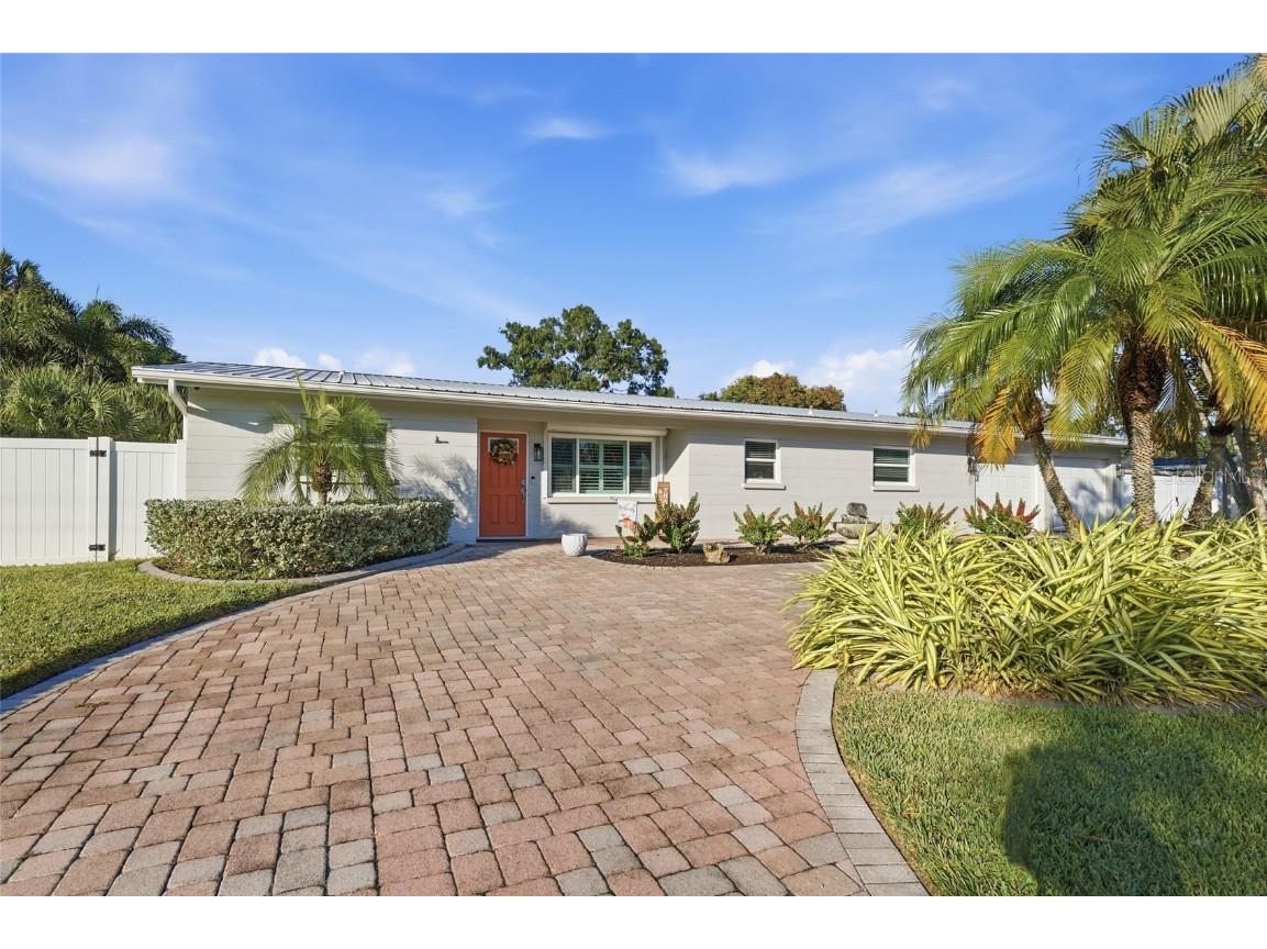 2437 Clematis Street Sarasota FL 34239 A4671676 image2