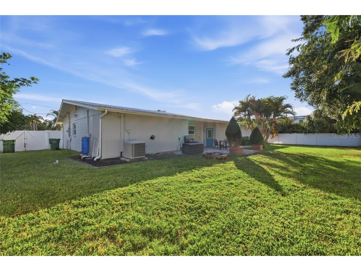 2437 Clematis Street Sarasota FL 34239 A4671676 image26