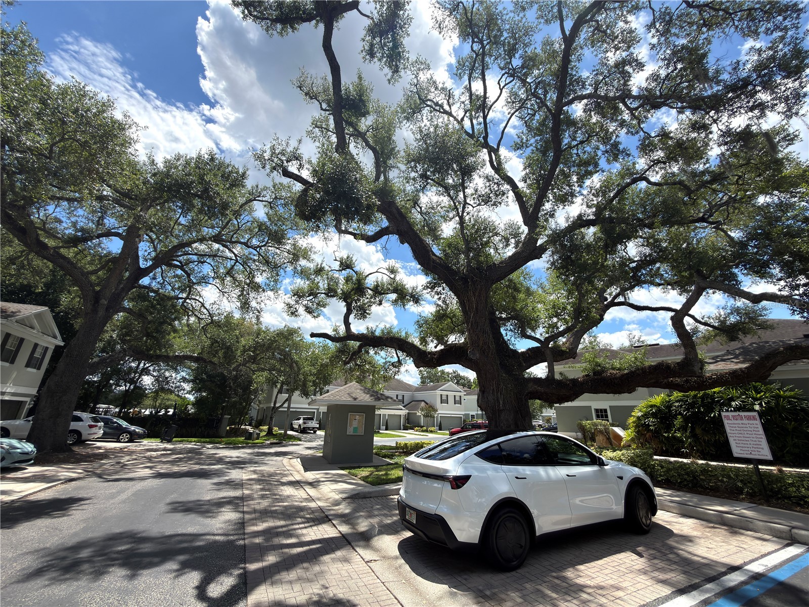 2437 Earlswood Court Brandon FL 33510 TB8517502 image2
