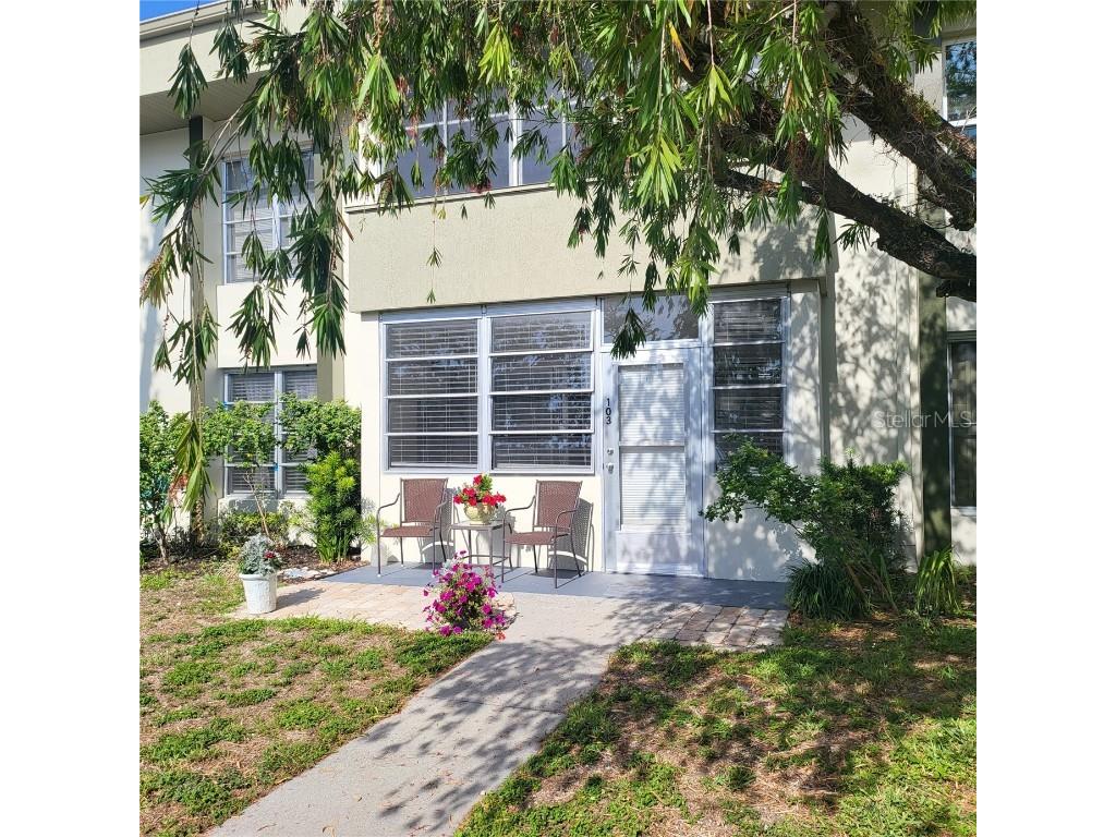 2437 Harbor Boulevard #103 Port Charlotte FL 33952 C7474820 image1