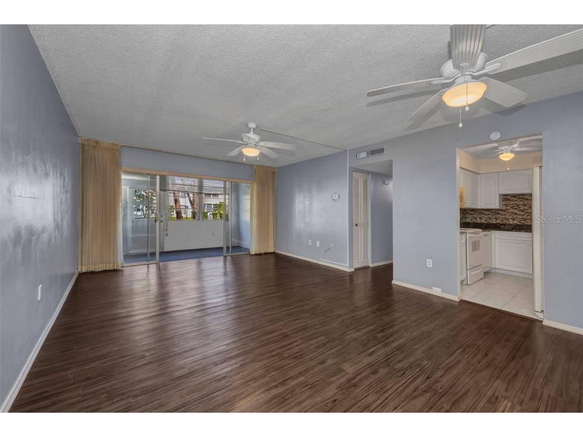 2437 Harbor Boulevard #114 Port Charlotte FL 33952 C7511485 image16