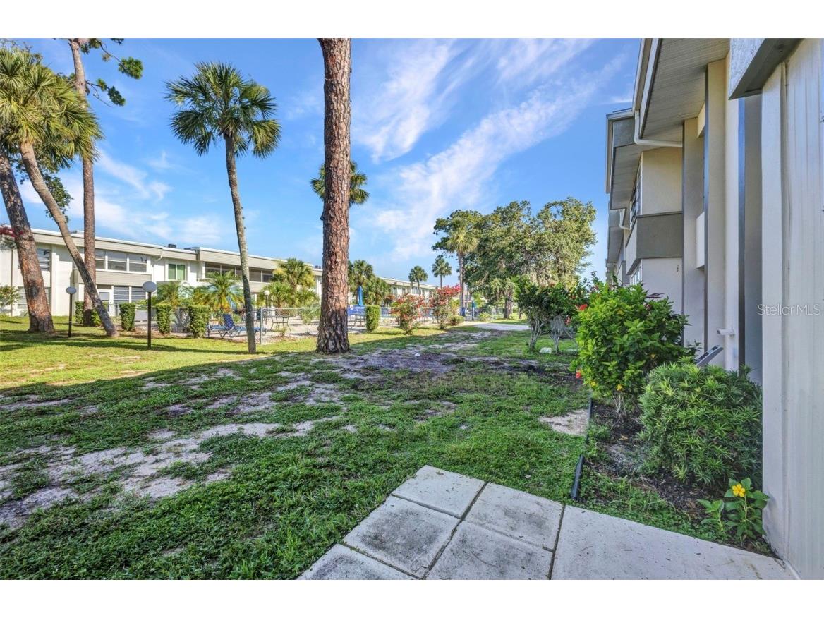 2437 Harbor Boulevard #114 Port Charlotte FL 33952 C7511485 image30