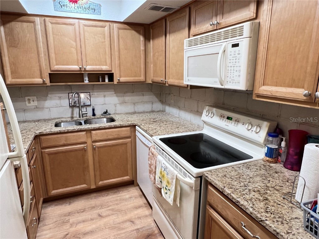 2437 Harbor Boulevard #213 Port Charlotte FL 33952 A4635375 image10