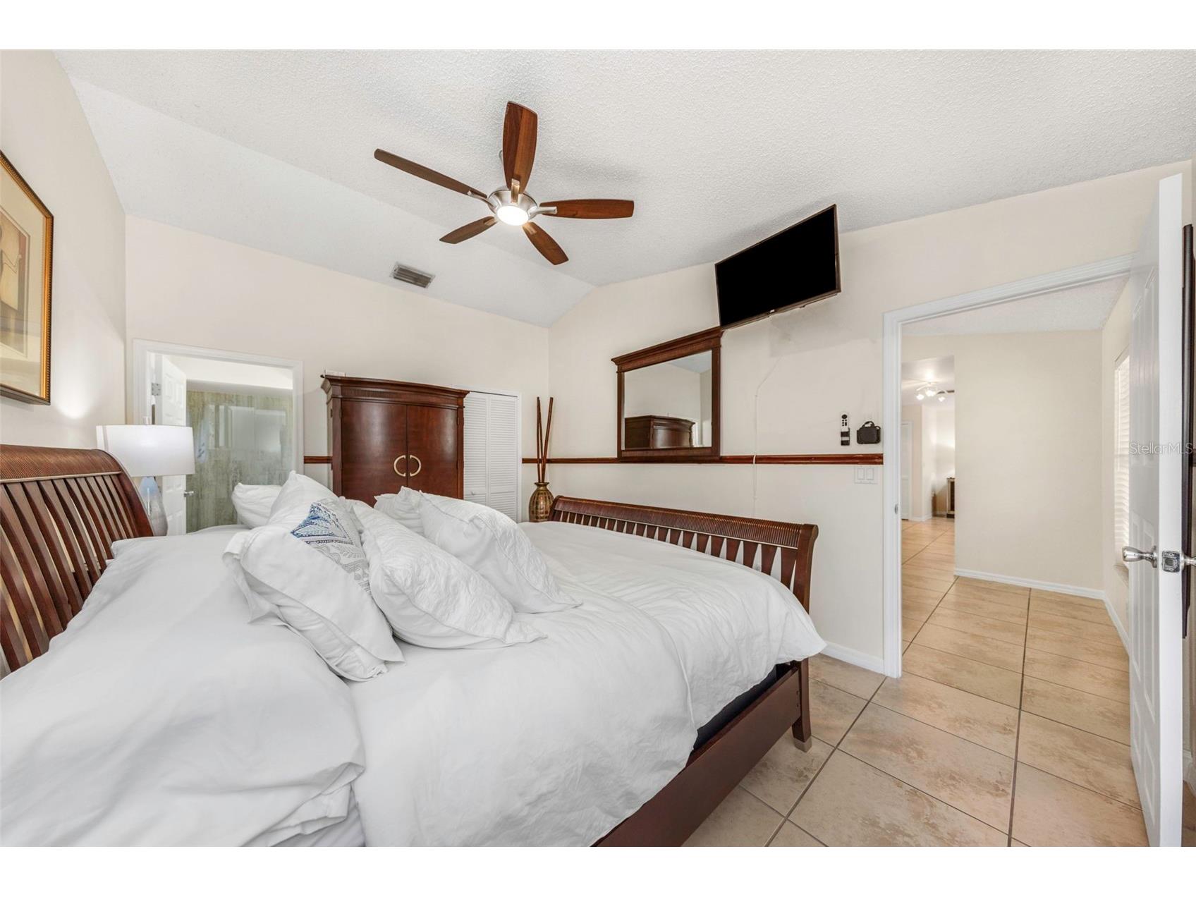 2437 Hawk Avenue Palm Harbor FL 34683 W7886760 image18