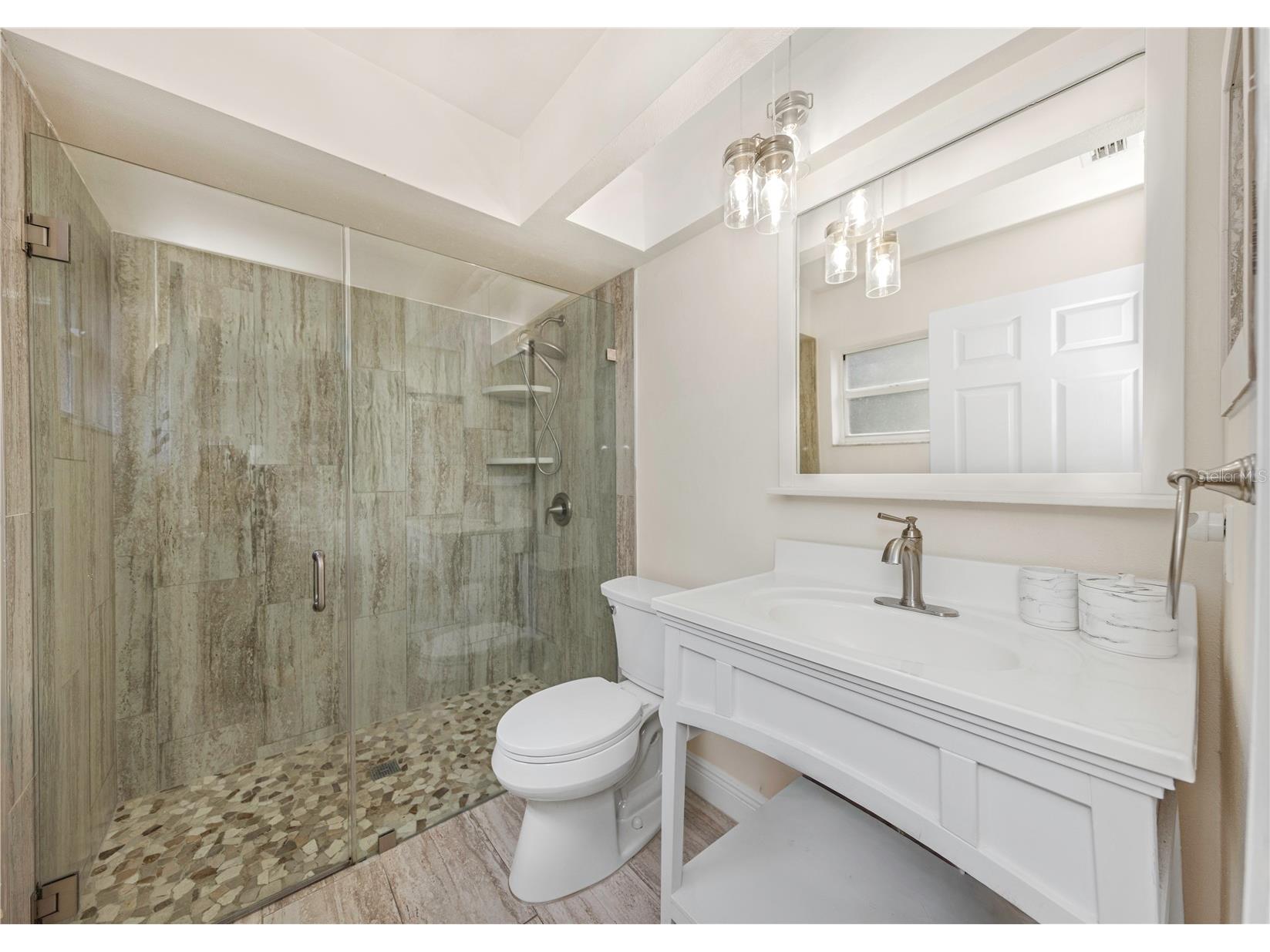 2437 Hawk Avenue Palm Harbor FL 34683 W7886760 image20