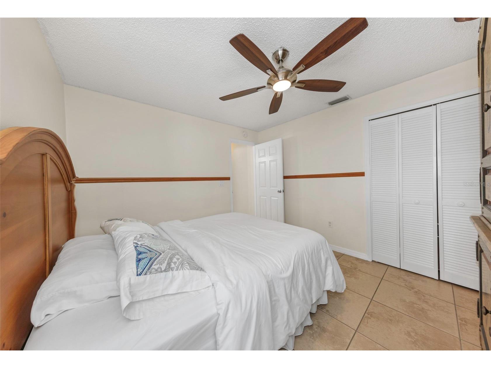 2437 Hawk Avenue Palm Harbor FL 34683 W7886760 image23